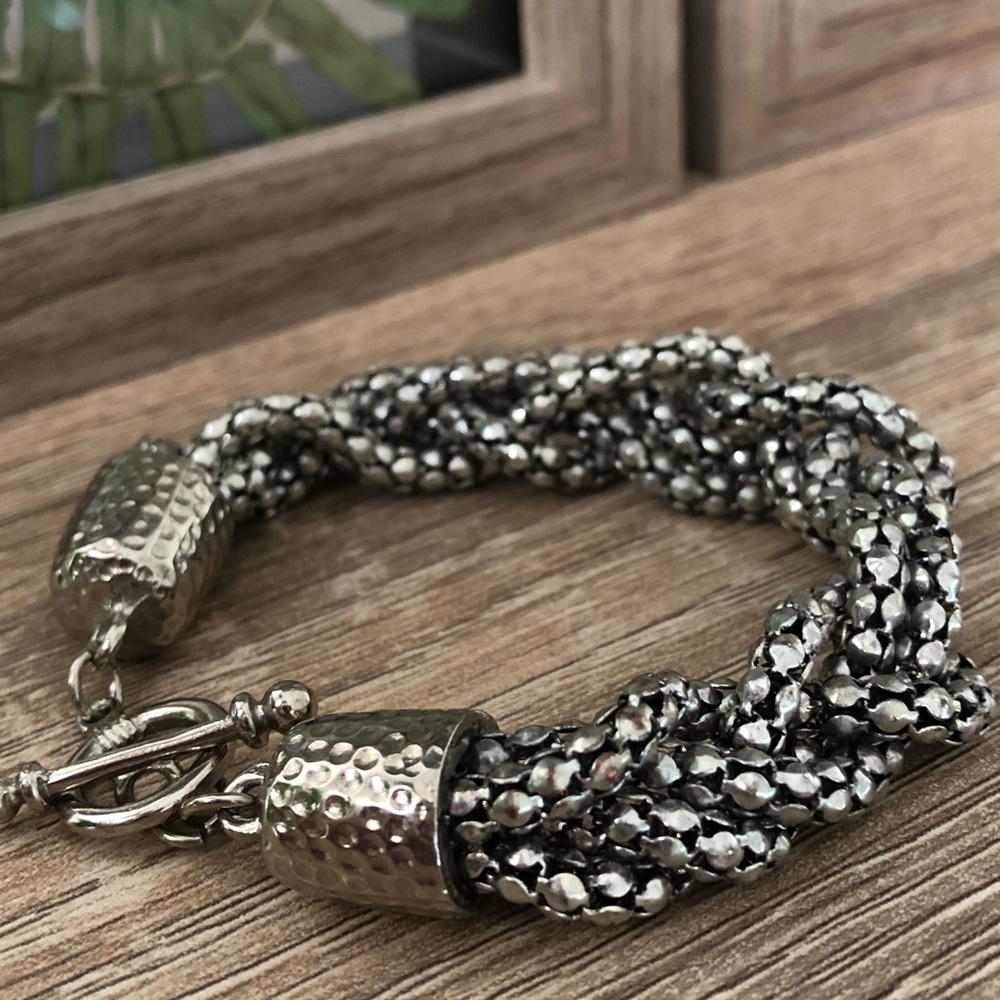 • Buy one, get one free •✨NWOT✨Silver bracelet